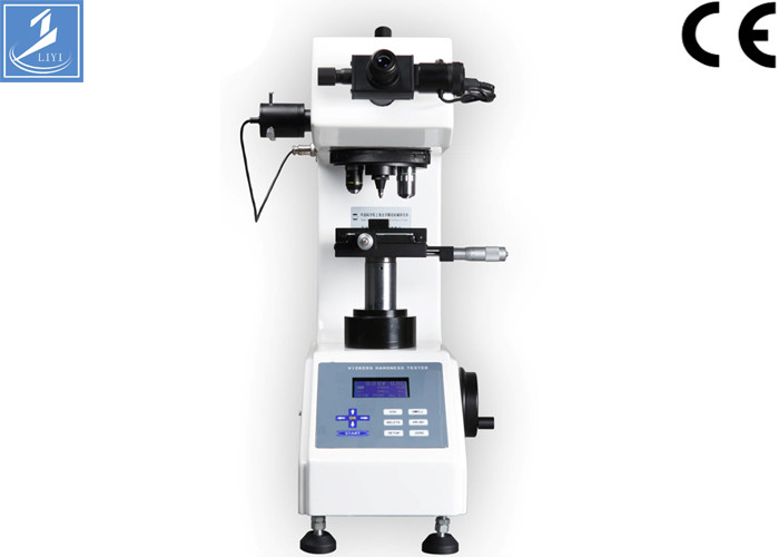 Essai de dureté micro de Digital Vickers avec le pénétrateur de diamant — free download
